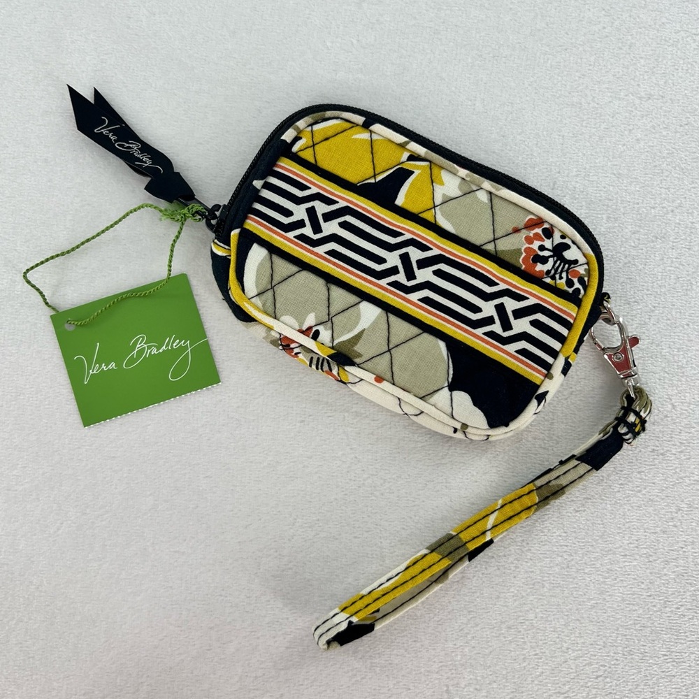 NWT Vera Bradley Dogwood Tech Case Wristlet